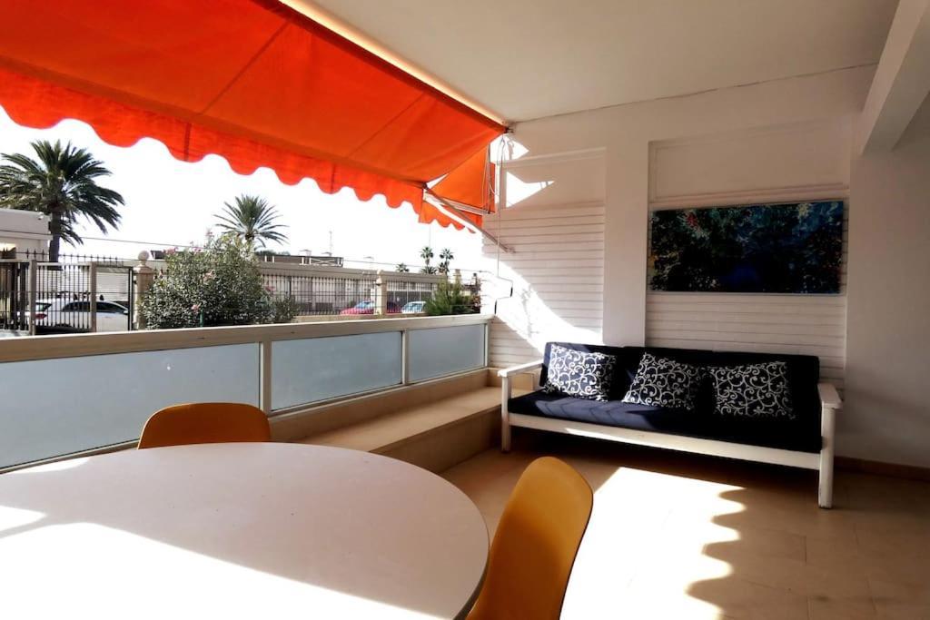 Apartment With Large Terrace, 10 Meters From Playa De Las Burras San Bartolome de Tirajana  Exterior photo